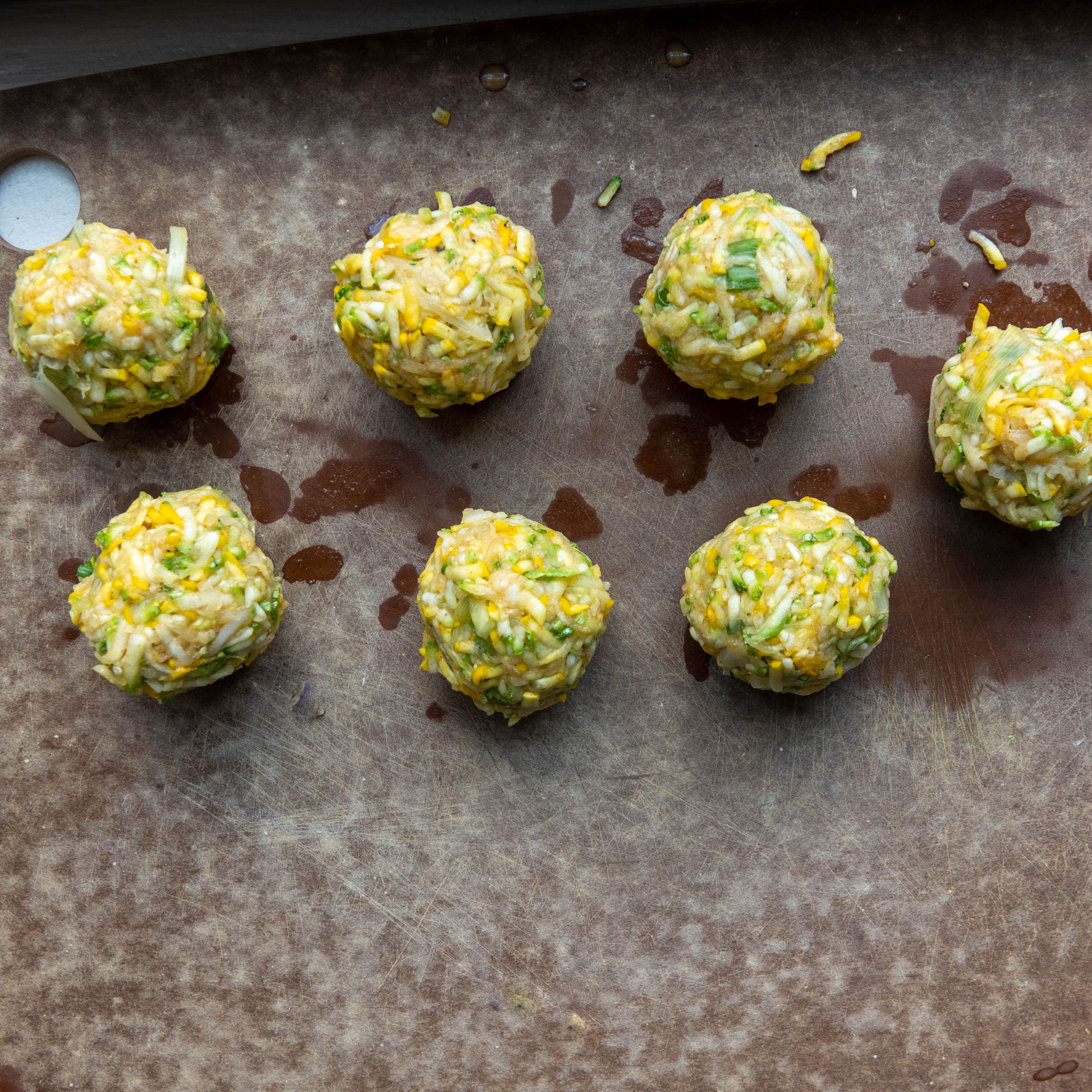 Zucchini pancakes balls